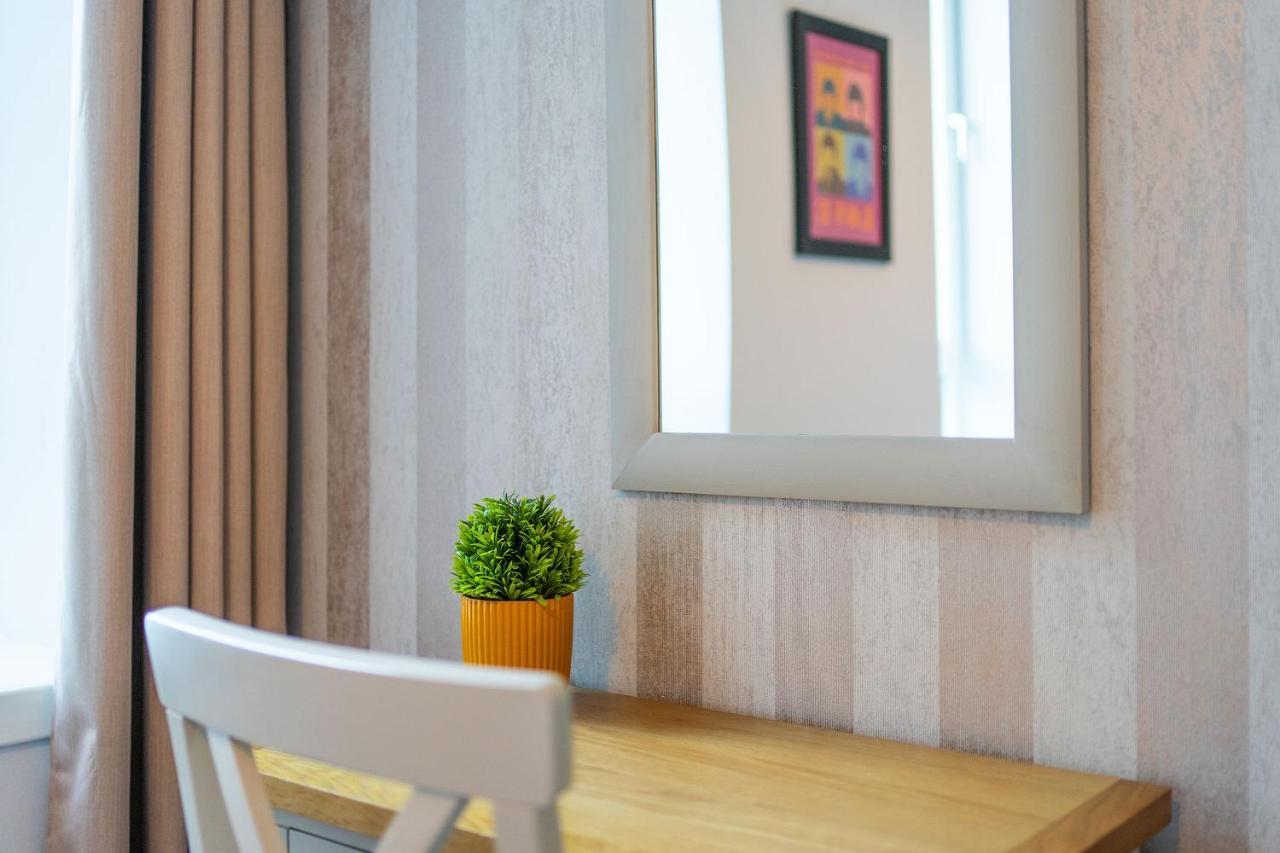 Cleppie Apartment Dundee Bagian luar foto